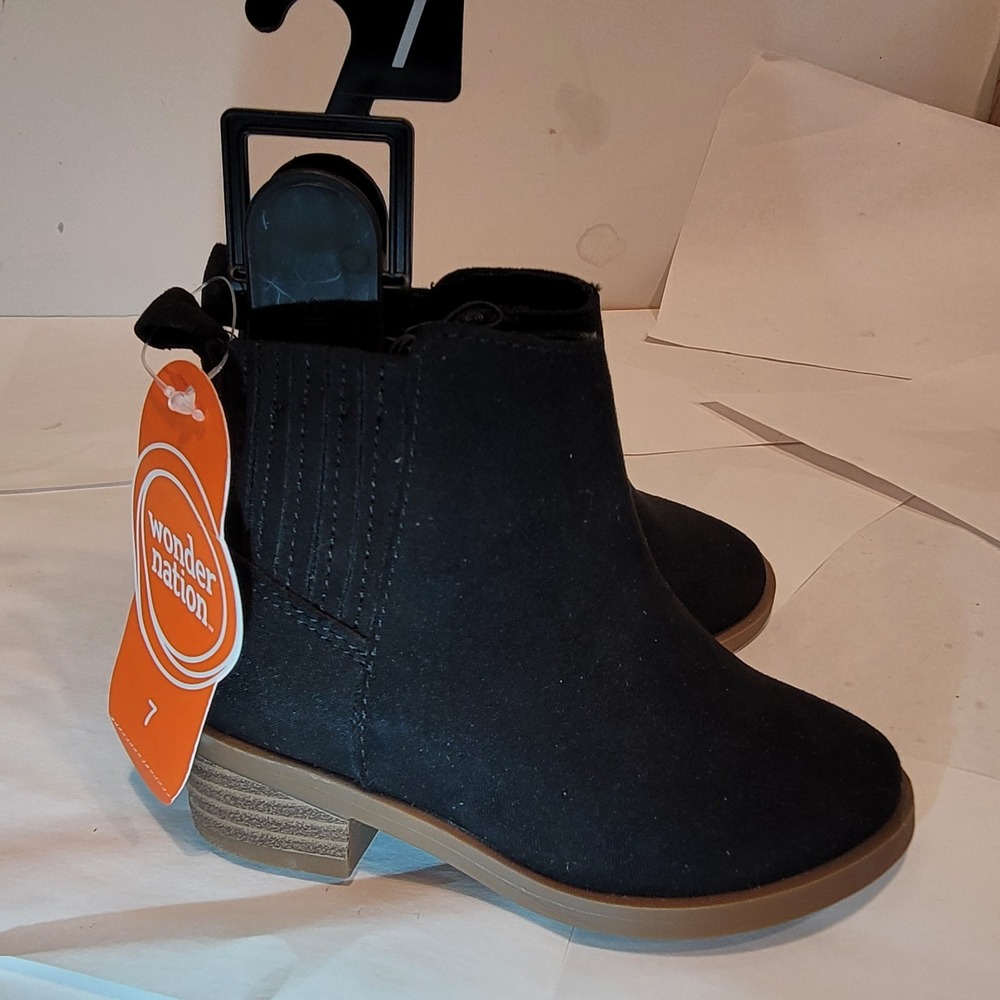 Wonder Nation Girls Black Ankle Boots Size 7 Side Zip Chelsea Style NWT